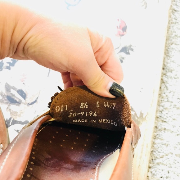 Johnston & Murphy | Men’s Brown Tassel Loafers - Picture 8 of 9